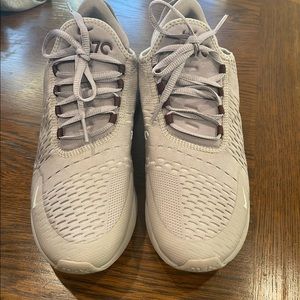 AirMax 270 burgundy size 9 worn 3x